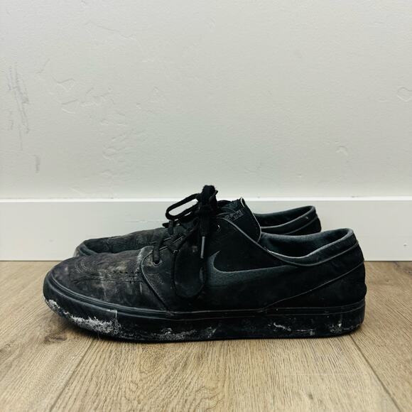 Nike Stefan Janowskis all black lace up sneakers men’s 13 - Picture 1 of 9